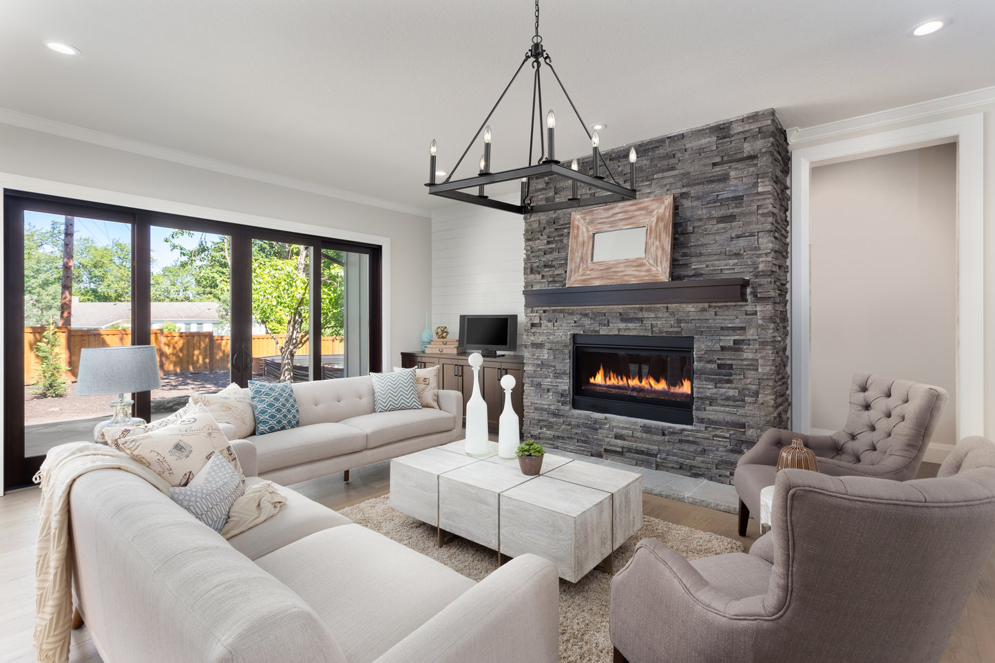 Barclay 8 Light Chandelier Matte Black