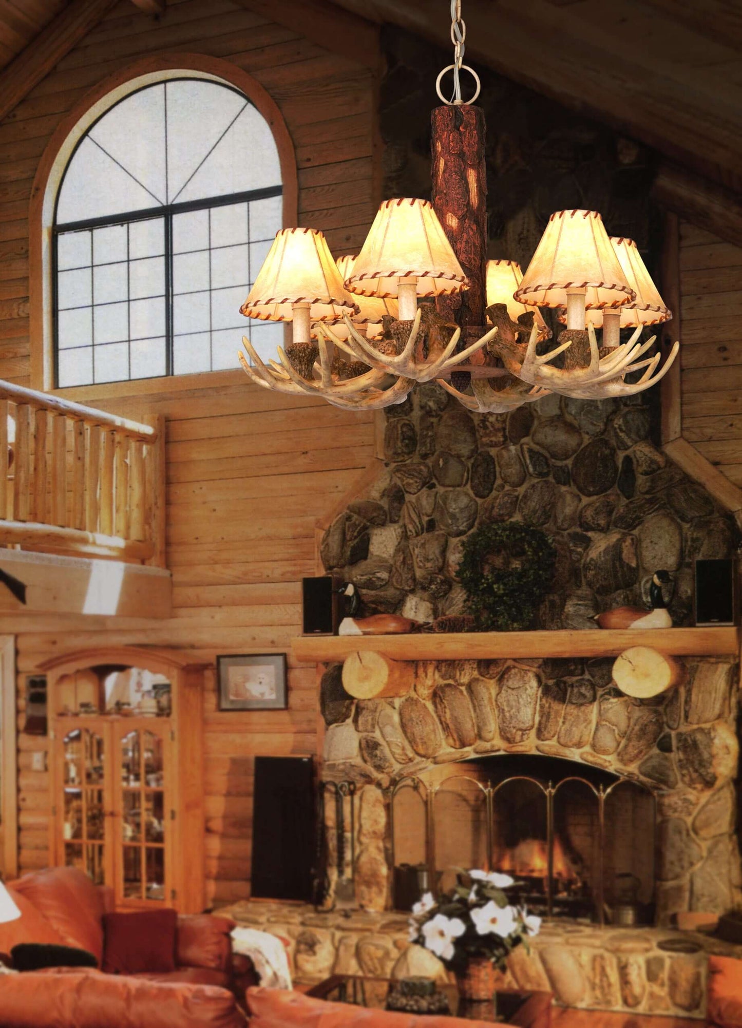 Lodge 6L Antler Chandelier